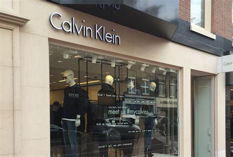 calvin klein winkel zoeken.